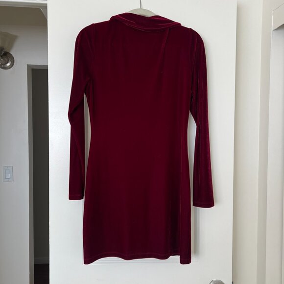 Reformation Isa Velvet Dress - Picture 4 of 7
